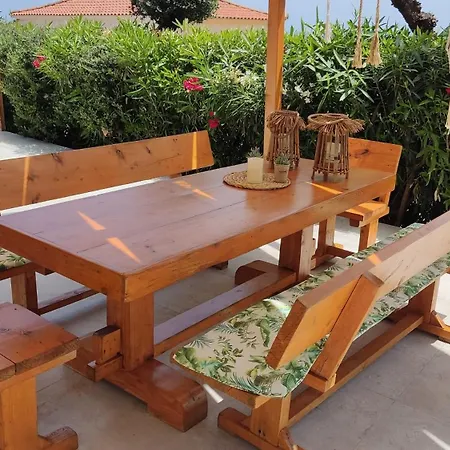 Sea View Semesterbostad